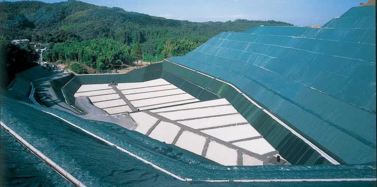 産業廃棄物処分場（石川県金沢市）